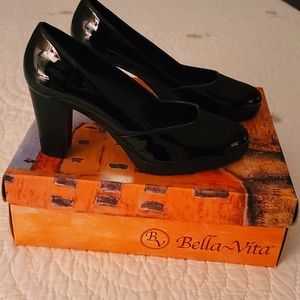 Bella Vita Patent Leather Platform Pump - WW